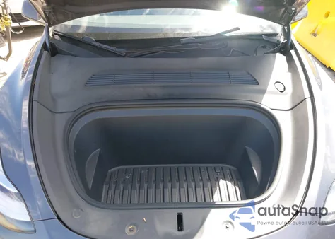 2022 Tesla Model Y Long Range Dual Motor All-Wheel Drive from USA, damaged, VIN 7SAYGDEE4NF437019